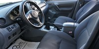 Toyota
 RAV4
 2,0 D