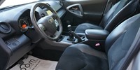 Toyota
 RAV4
 2,2 D