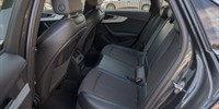 Audi A4
 2.0 TDI S line