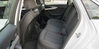 Audi A4
 35 TDI S-Tronic