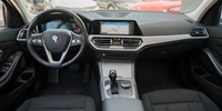 BMW
 3-Series 318D