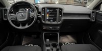 Volvo
 XC40 2.0 D D3