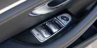 Mercedes-Benz E-Class
 E 220 D 4 MATIC