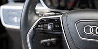 Audi A8
 3.0 TDI S line QUATTRO