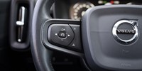 Volvo
 XC40 2.0 D