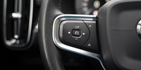 Volvo
 XC40 2.0 D D3