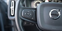 Volvo
 XC40 2.0 D D3