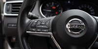 Nissan
 Qashqai 1,5 DCI