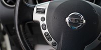 Nissan
 Qashqai 2,0 DCI