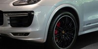 Porsche
 Cayenne
 GTS Tiptronic