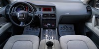 Audi Q7
 3,0 TDI 