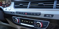 Audi Q7
 3.0 TDi Quattro Tiptronic Business Plus