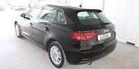 Audi A3
 1,6 TDI S-Tronic SPORTBACK ATTRACTION >novi model<
