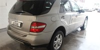 Mercedes-Benz ML-Class
 320 CDI