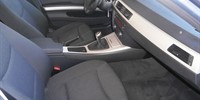 BMW
 3-Series 320 D xDrive Confort