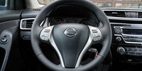 Nissan
 Qashqai 1.6 DCI 4 X 4