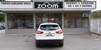 Nissan
 Qashqai 1.6 DCI 4 X 4