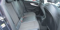 Audi A4
 2.0 TDi Quattro S-Line S-tronic