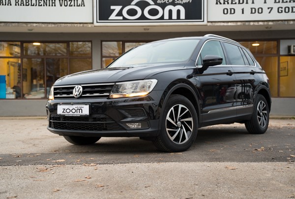 Volkswagen Tiguan
 2.0 TDI DSG 4MOTION