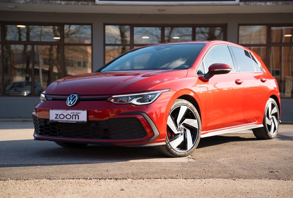 Volkswagen Golf GTI 2.0 TSI DSG