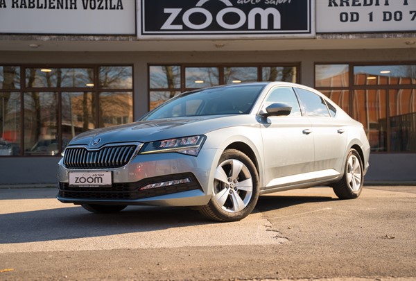 Škoda Superb 2.0 TDI DSG
