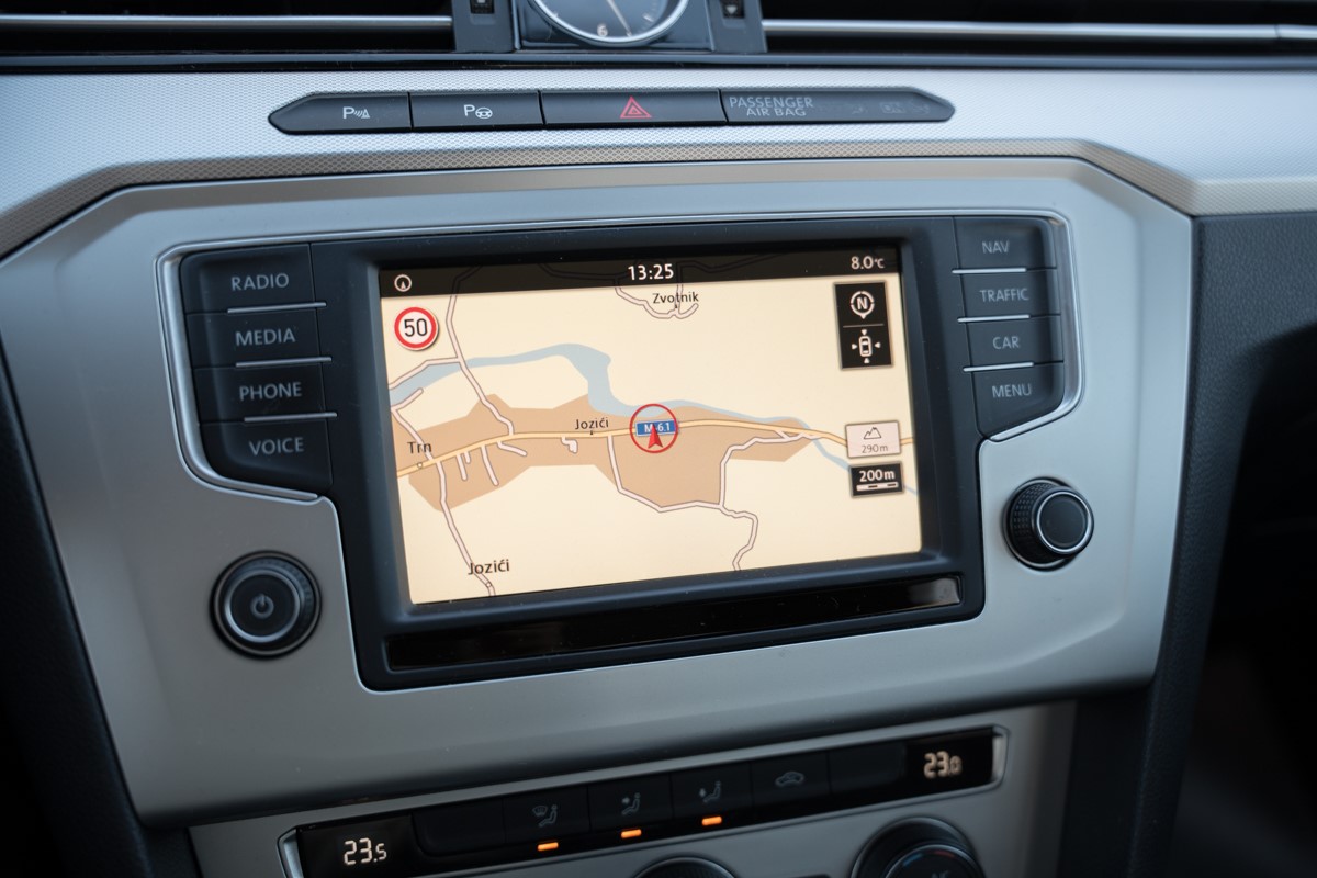 Volkswagen Passat 1.6 TDI DSG