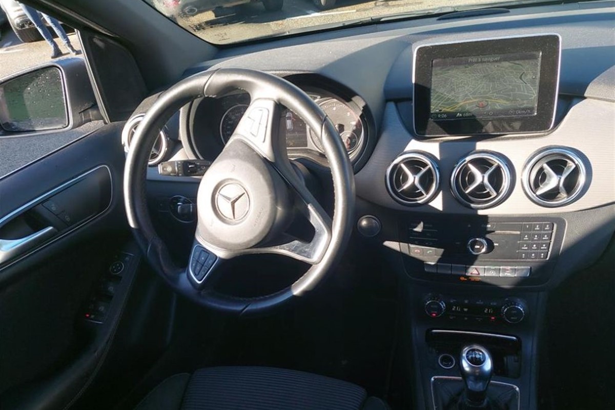 Mercedes-Benz B-Class 160d Business Edition
