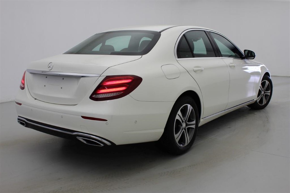 Mercedes-Benz E-Class
 220d Launch Edition Avantgarde