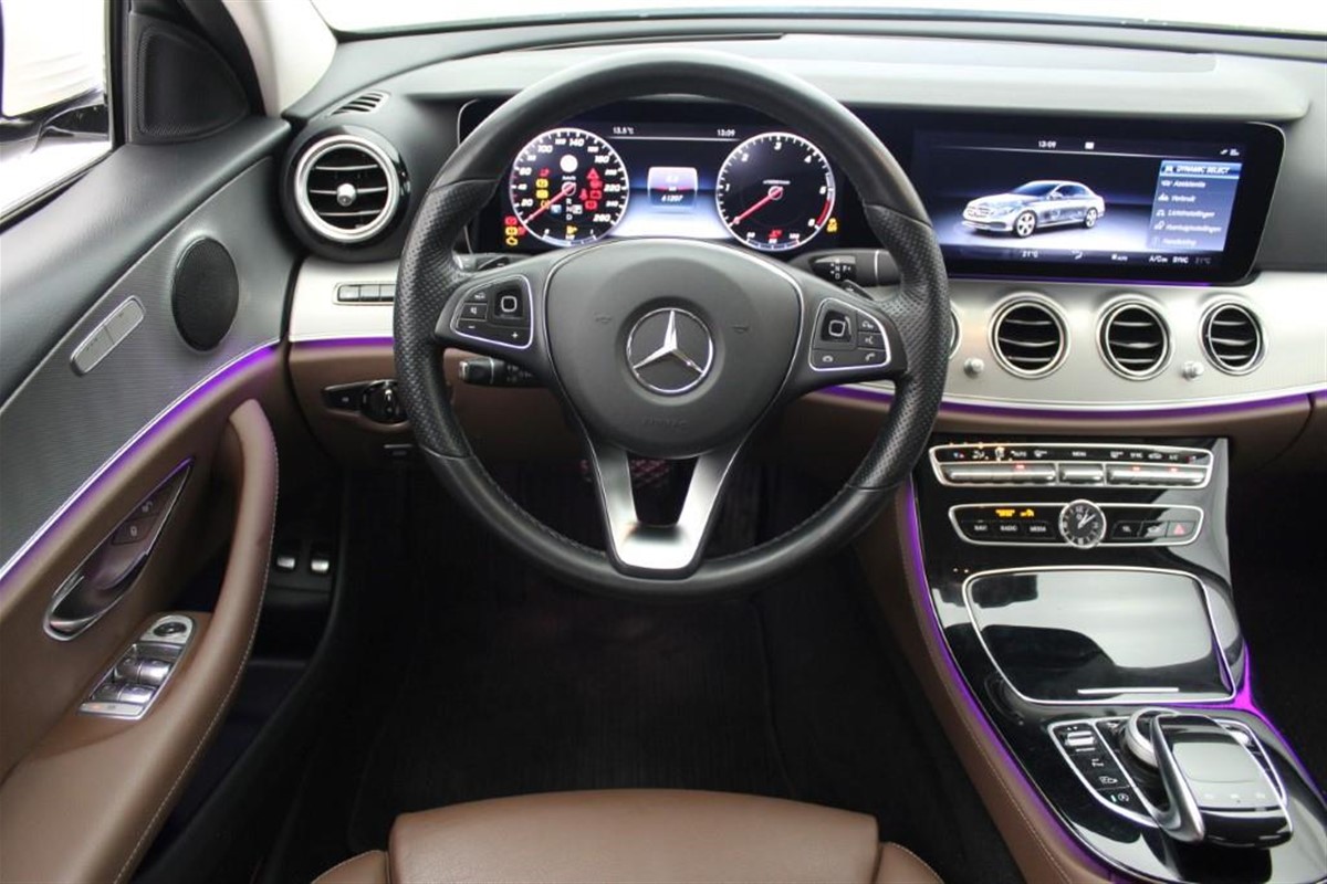 Mercedes-Benz E-Class
 220d Launch Edition Avantgarde