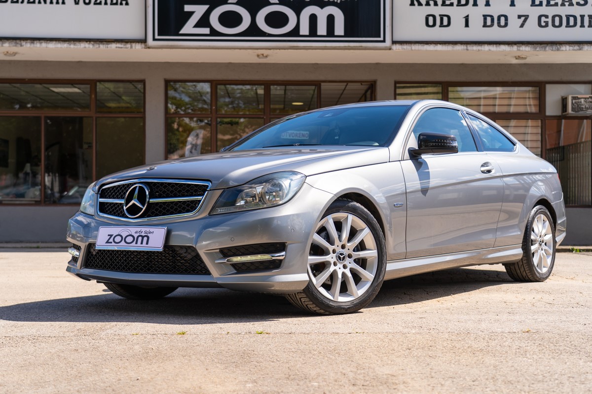 Mercedes-Benz C-Class
 C 250 Coupe