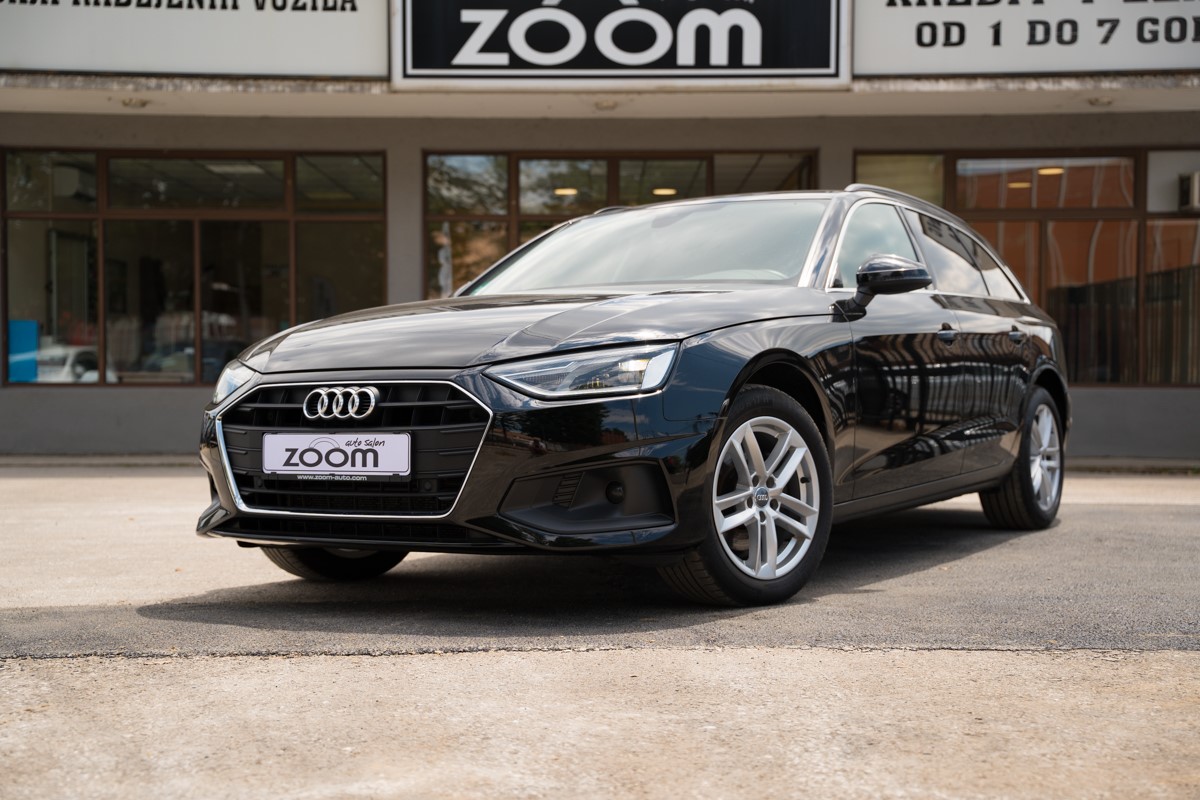 Audi A4
 2.0 TDI