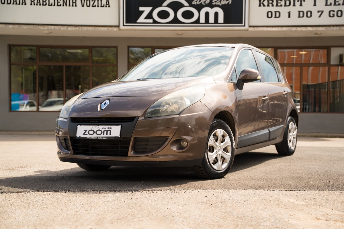 Renault Scenic 1.5 DCI