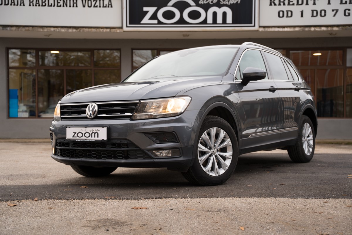 Volkswagen Tiguan
 2.0 TDI DSG 4MOTION