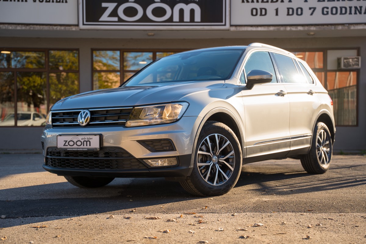 Volkswagen Tiguan
 2.0 TDI DSG 4MOTION