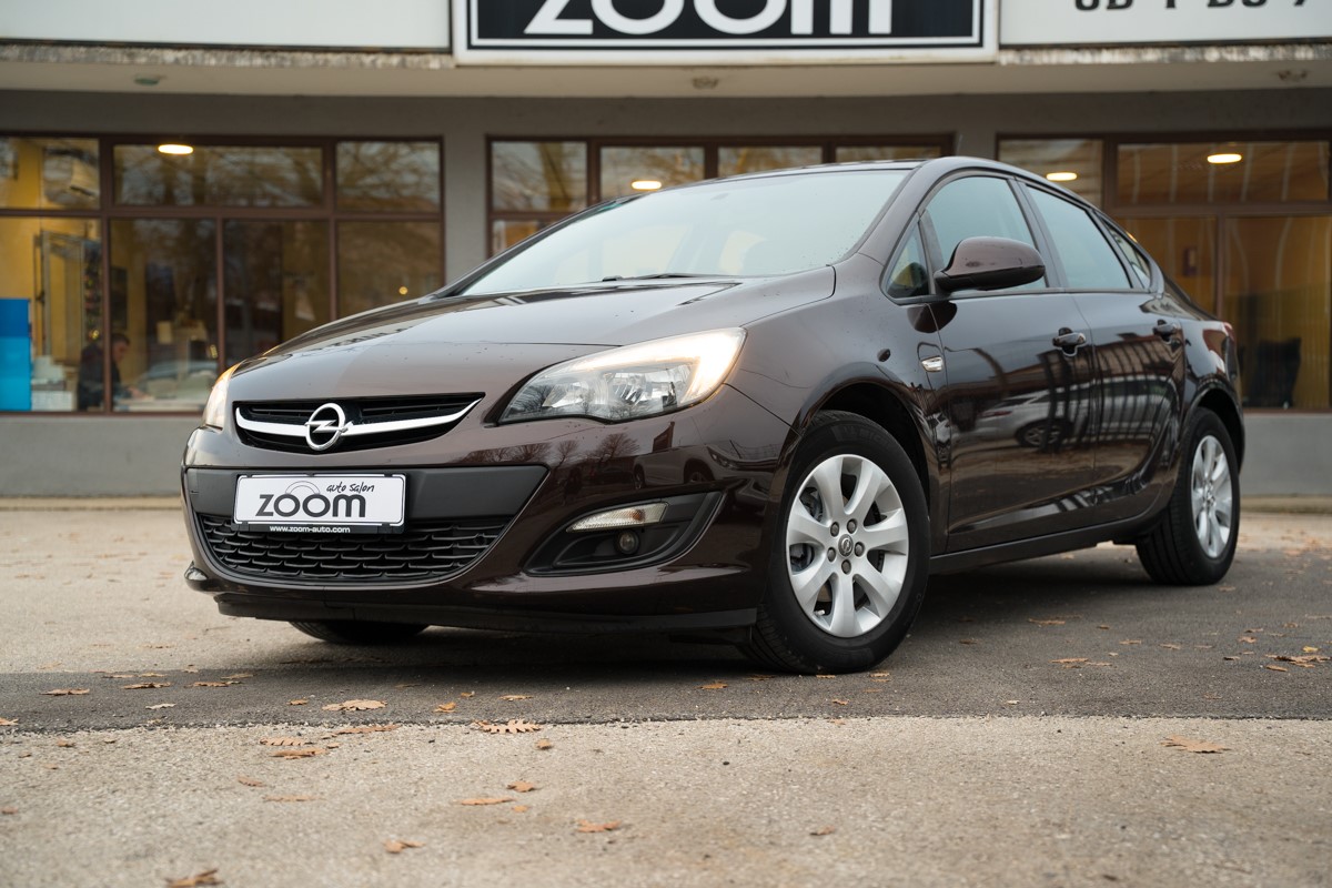 Opel Astra 1.6