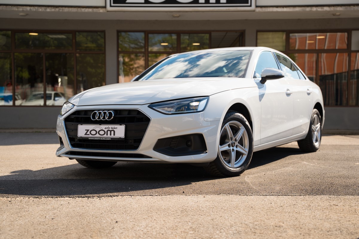 Audi A4
 30 TDI 
