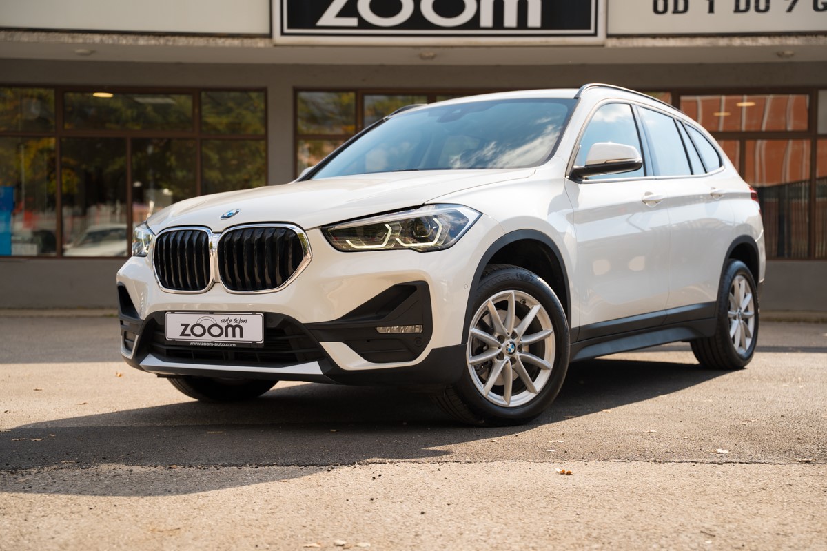 BMW
 X1 18 D sDrive