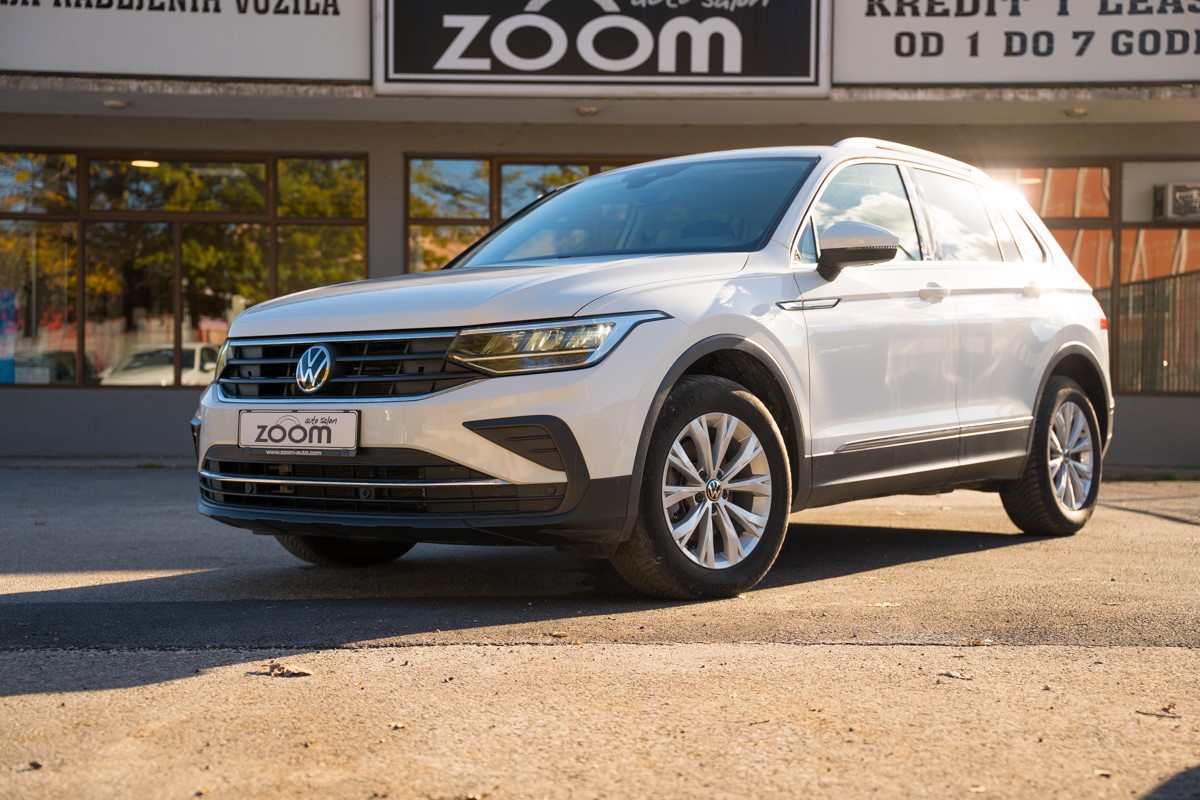 Volkswagen Tiguan
 2.0 TDI DSG