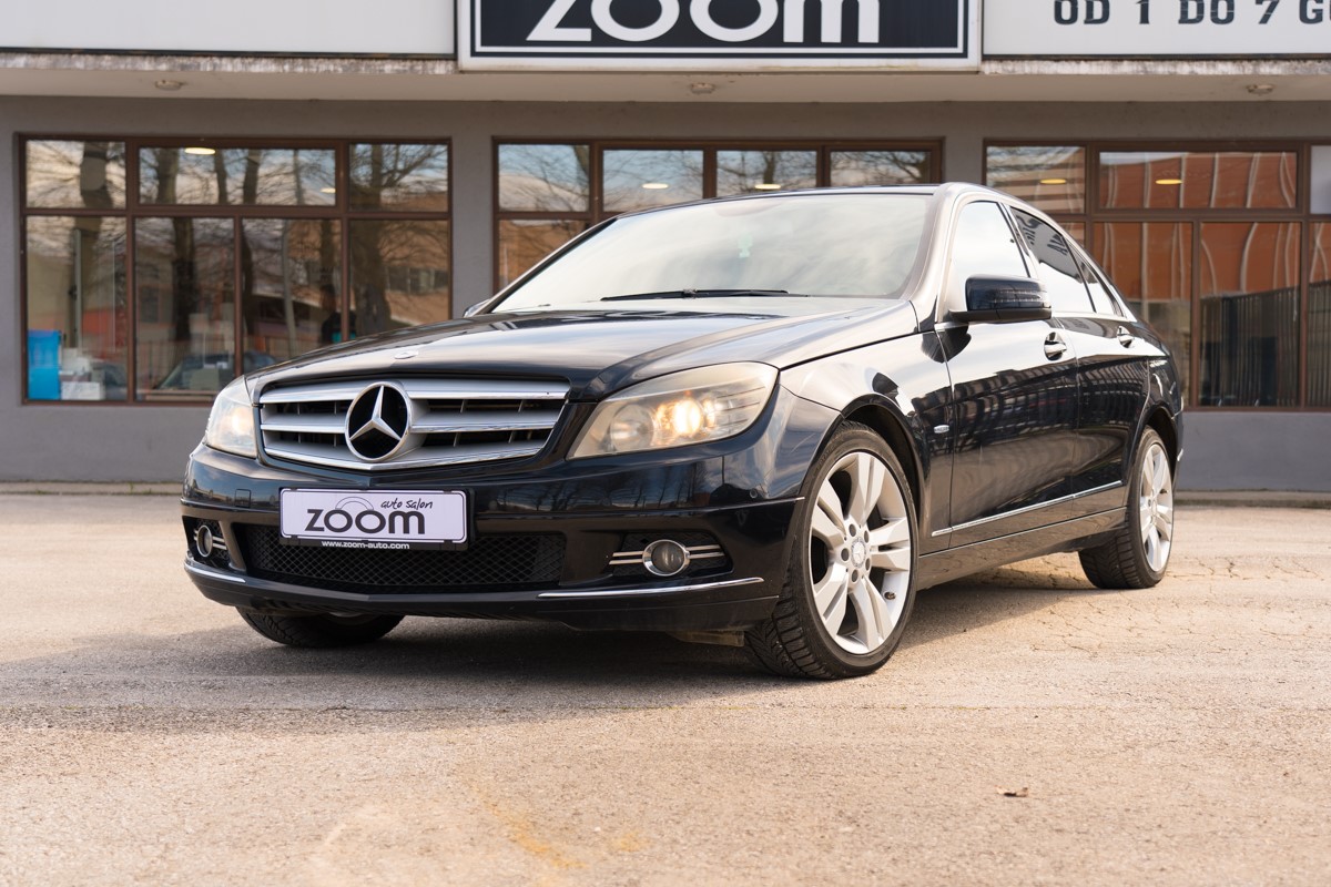 Mercedes-Benz C-Class
 200 CDI