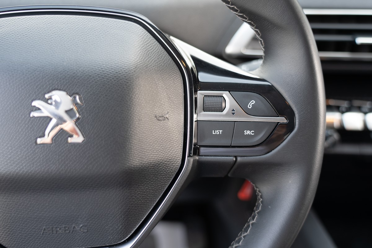 Peugeot 3008 1,5 BlueHDI