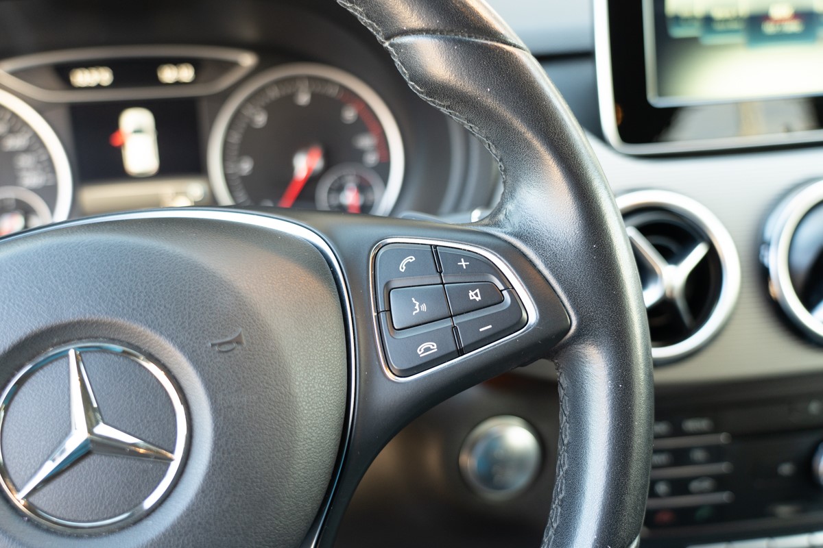 Mercedes-Benz B-Class B200