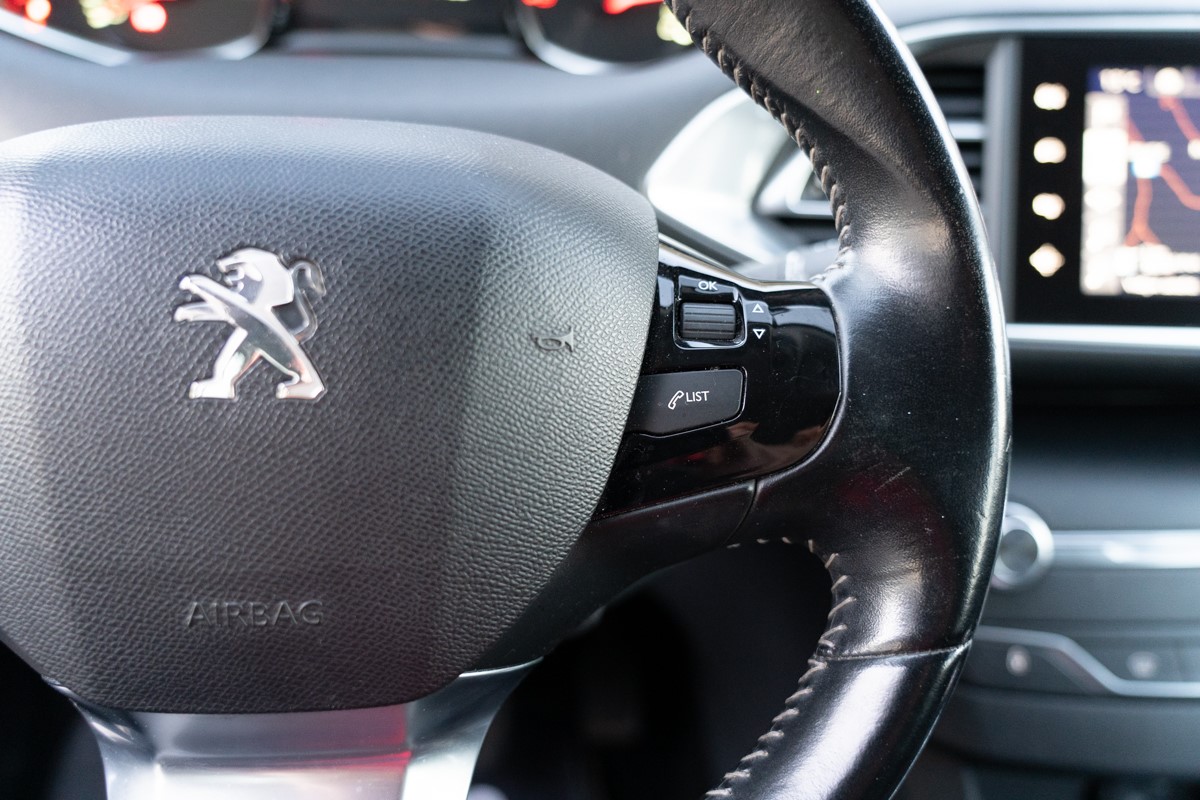 Peugeot 308 1.6 BlueHDI