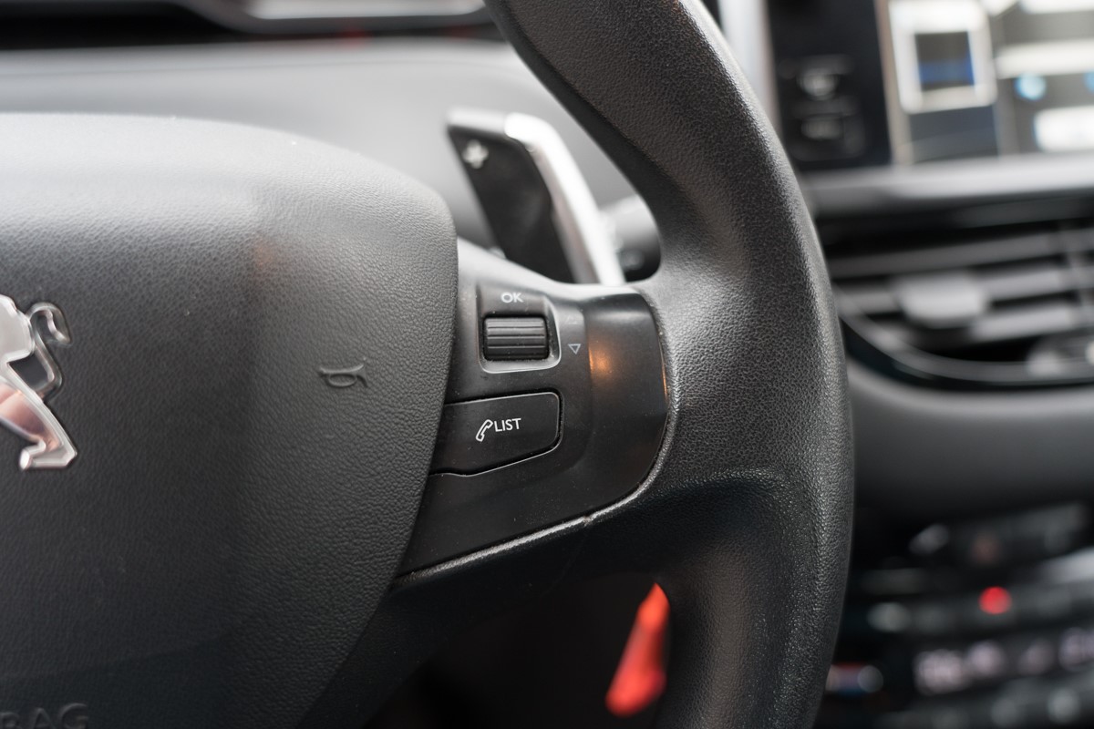 Peugeot 208 1.4 BlueHDI