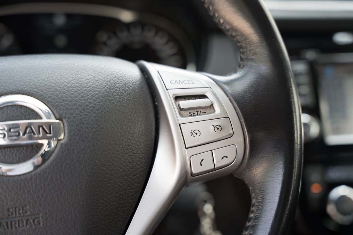 Nissan
 X-TRAIL 1.6 DCI