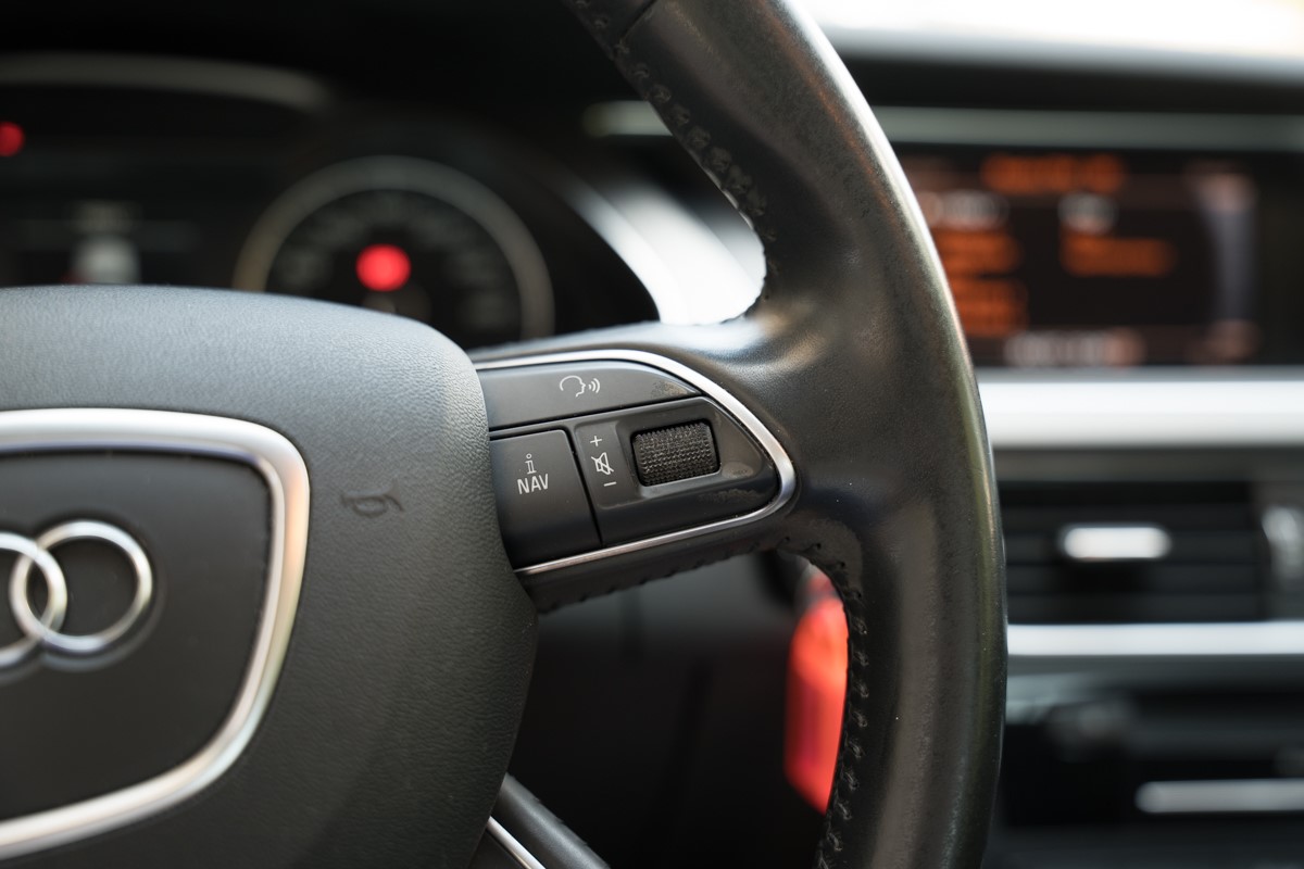 Audi A4
 2.0 TDI