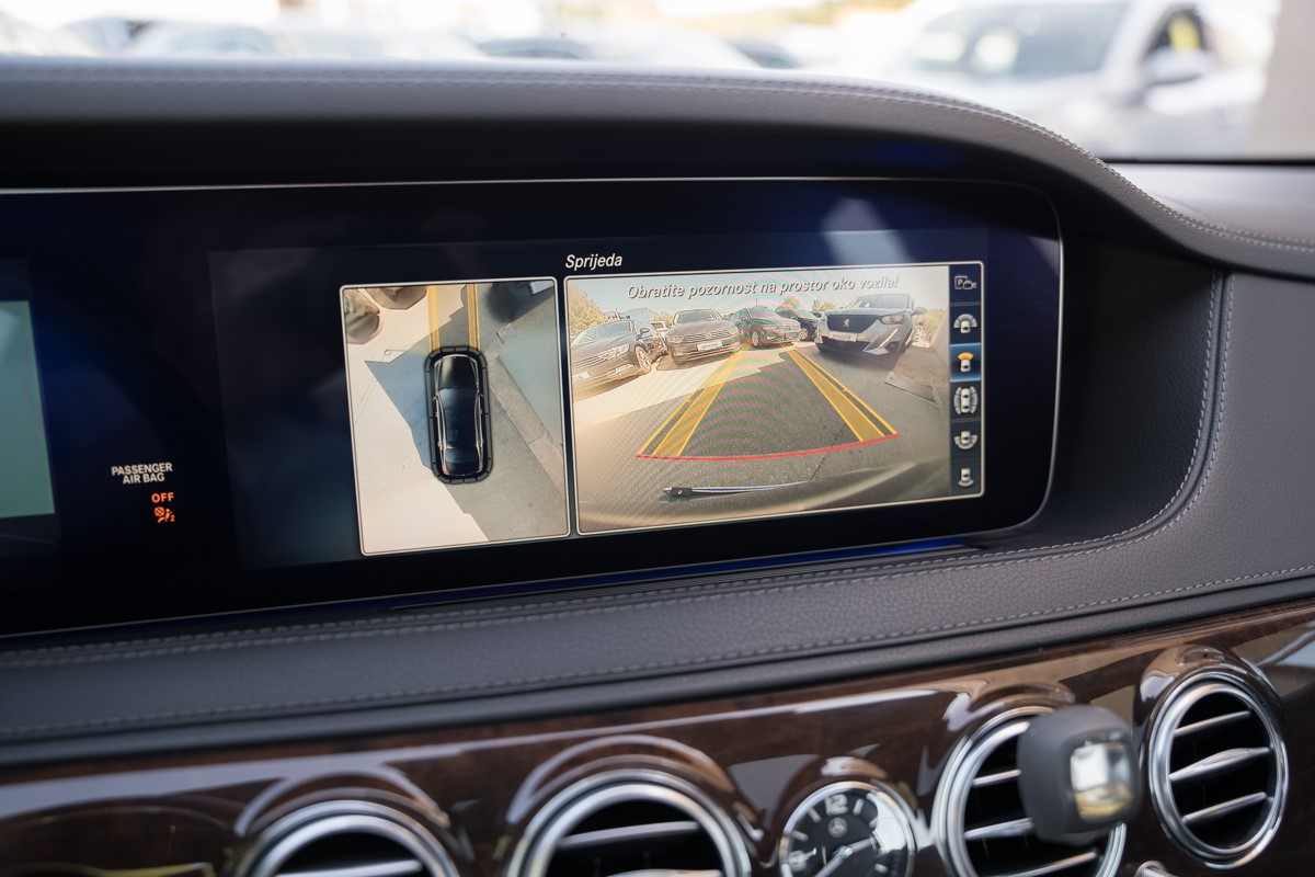 Mercedes-Benz S-Class
 400 D 4 MATIC AMG