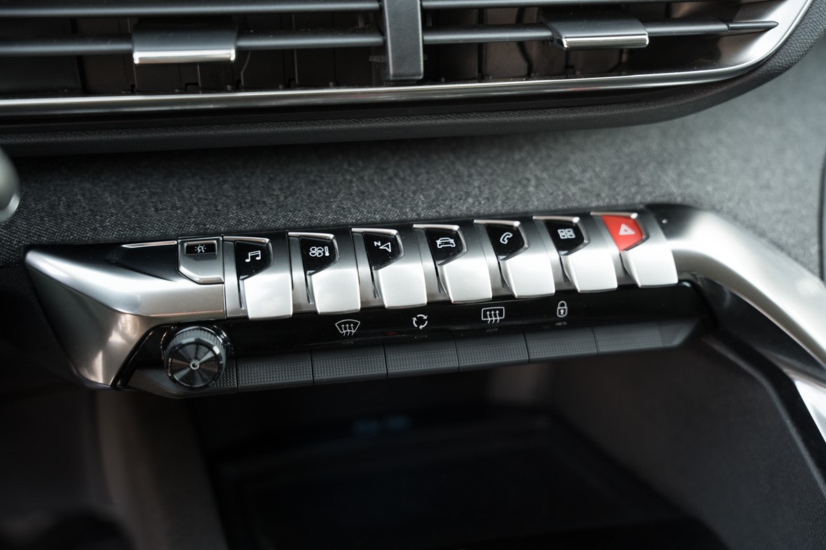 Peugeot 3008 1.5 BlueHDI