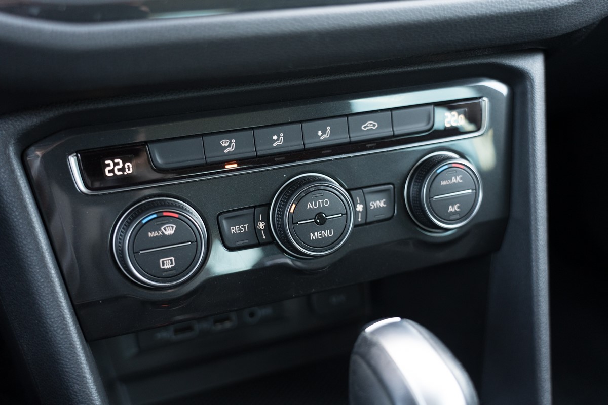 Volkswagen Tiguan
 2.0TDI DSG 4X4