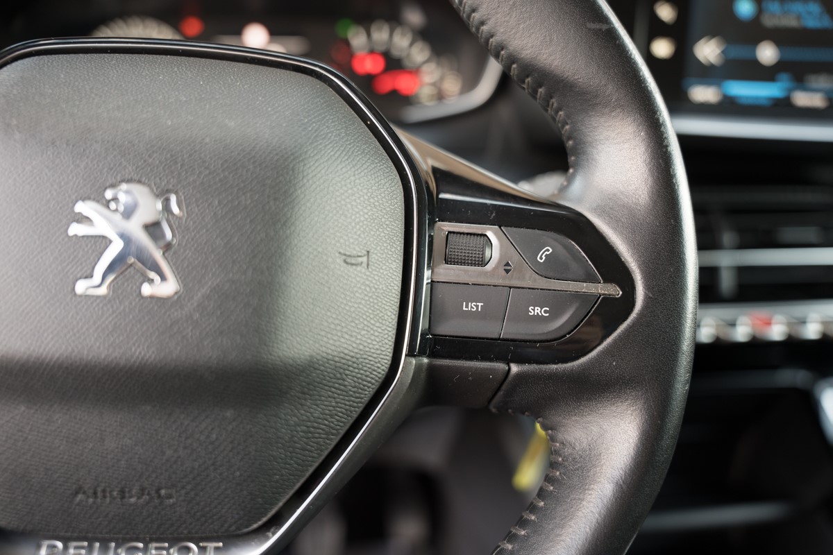 Peugeot 208 1.5 BlueHDI