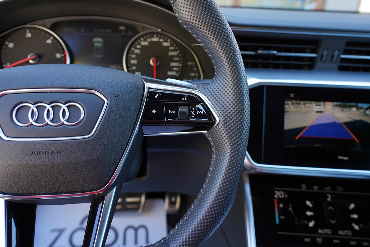 Audi A6
 40 TDI S-LINE S-TRONIC
